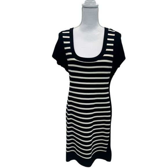 Philosophy Black and White Striped Sweater Dress Size Large NWT - Picture 2 of 8